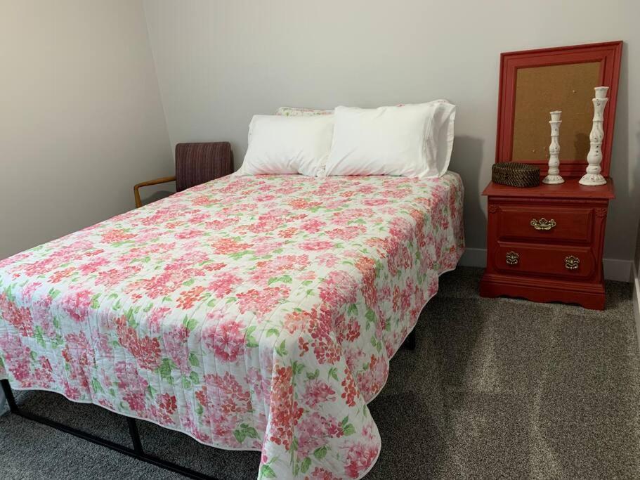 Rooms With A Mountain View Pleasant Grove Eksteriør bilde